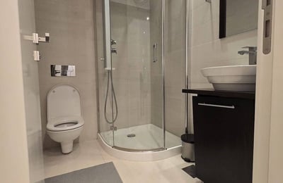 Location d’un appartement spacieux de 3 pièces, 126 m², au centre de Belgrade, Serbie